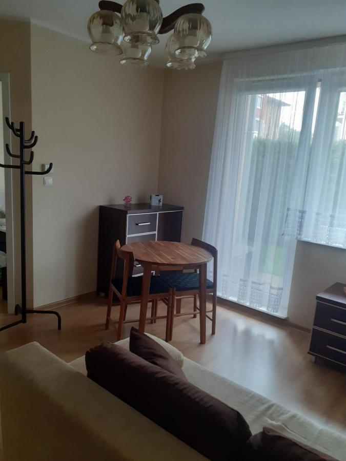 Sloneczny Apartament Z Malym Ogrodkiem Wejherowo Eksteriør bilde