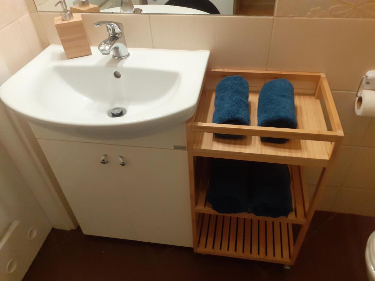 Sloneczny Apartament Z Malym Ogrodkiem Wejherowo Eksteriør bilde