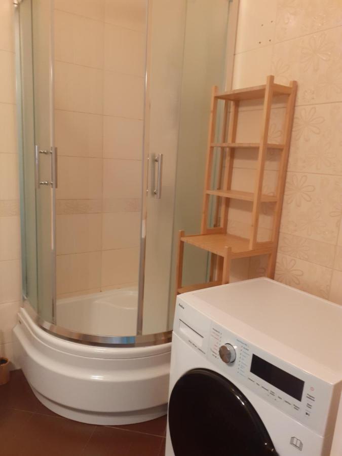 Sloneczny Apartament Z Malym Ogrodkiem Wejherowo Eksteriør bilde